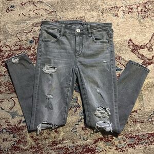 American Eagle ripped grey jeans